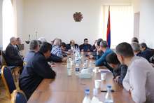  ԱԺ հանձնաժողովականներն այցելել են Ախուրյանի համայնքապետարան