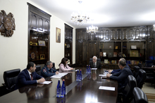 ՀՀ նախագահը քննարկում է ունեցել Շիրակի մարզային իշխանության ներկայացուցիչների հետ