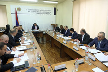 Խորհրդակցություն ՀՀ տարածքային կառավարման և ենթակառուցվածքների նախարար Գնել Սանոսյանի գլխավորությամբ 