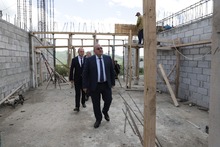 Շիրակի մարզի 3 բնակավայրերում՝ Կապսում, Արեգնադեմում և Բերդաշենում կառուցվում են դպրոցների մոդուլային շենքեր