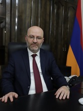 ՇԻՐԱԿԻ ՄԱՐԶՊԵՏ ԴԱՎԻԹ ԱՌՈՒՇԱՆՅԱՆԻ ՇՆՈՐՀԱՎՈՐԱԿԱՆ ԽՈՍՔԸ ՁՄԵՌԱՅԻՆ ԶՈՐԱԿՈՉԻ ԱՌԹԻՎ