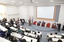 Երիտասարդների հետ հանդիպումների շարքը Շիրակի մարզպետ Դավիթ Առուշանյանը մեկնարկել է Շիրակի պետական համալսարանից Երիտասարդների հետ հանդիպումների շարքը Շիրակի մարզպետ Դավիթ Առուշանյանը մեկնարկել է Շիրակի պետական համալսարանից
