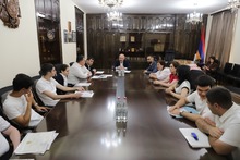 2024-2025 ուստարում միջազգային օլիմպիադաներում մեդալներ նվաճած շիրակցի աշակերտները Շիրակի մարզպետին հյուր 