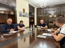 Շիրակի մարզպետն անցկացրել է արտակարգ խորհրդակցություն ՀՀ ՆԳՆ ՓԾ Շիրակի մարզային փրկարարական վարչության պետի և աշխատակազմի պատասխանատուների մասնակցությամբ  