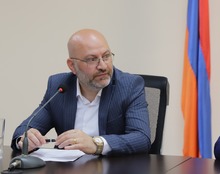  Շիրակի մարզպետը հանդիպել է Տարածքային զարգացման հիմնադրամի, մարզում կառուցվող, նորոգվող դպրոցների շինարարական կազմակերպությունների ներկայացուցիչների, դպրոցների տնօրենների հետ
