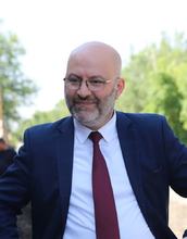 ՀՀ ՇԻՐԱԿԻ ՄԱՐԶՊԵՏ ԴԱՎԻԹ ԱՌՈՒՇԱՆՅԱՆԻ ՇՆՈՐՀԱՎՈՐԱԿԱՆ ՈՒՂԵՐՁԸ ԳԻՏԵԼԻՔԻ, ԳՐԻ ԵՎ ԴՊՐՈՒԹՅԱՆ ՕՐՎԱ ԱՌԹԻՎ ՀՀ ՇԻՐԱԿԻ ՄԱՐԶՊԵՏ ԴԱՎԻԹ ԱՌՈՒՇԱՆՅԱՆԻ ՇՆՈՐՀԱՎՈՐԱԿԱՆ ՈՒՂԵՐՁԸ ԳԻՏԵԼԻՔԻ, ԳՐԻ ԵՎ ԴՊՐՈՒԹՅԱՆ ՕՐՎԱ ԱՌԹԻՎ