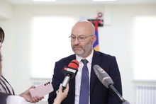 Շիրակի մարզպետը պատասխանել է լրագրողների հարցերին Շիրակի մարզպետը պատասխանել է լրագրողների հարցերին