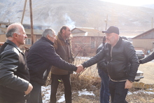 Շիրակ մարզպետը եղել է Աշոցք համայնքի մի շարք բնակավայրերում՝ Ձորաշենում, Սարապատում, Կաքավասարում, Փոքր Սարիարում, Բաշգյուղում, Սալուտում