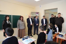 Շիրակի մարզպետ Դավիթ Առուշանյանը հետևել է Գյումրու մի շարք դպրոցներում իրականացվող վերանորոգման աշխատանքների ընթացքին