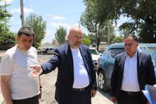 Շիրակի մարզպետն ու &laquo;Ճանապարհային դեպարտամենտ&raquo; հիմնադրամի գործադիր տնօրենը շրջայցով եղել են Գյումրու Շիրակացի փողոցում