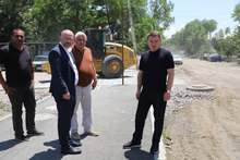 Շիրակի մարզպետը շրջայց է կատարել Գյումրու Շիրակացի փողոցում