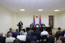 Շիրակի մարզխորհրդի հերթական նիստը՝ Դավիթ Առուշանյանի գլխավորությամբ Շիրակի մարզխորհրդի հերթական նիստը՝ Դավիթ Առուշանյանի գլխավորությամբ