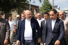  Շիրակի մարզպետն ու Տարածքային կառավարման և ենթակառուցվածքների նախարարը դիտարկել են մի շարք ճանապարհաշինական ծրագրերի ընթացքը  