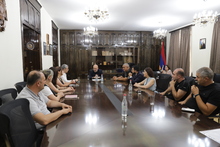Շիրակի մարզպետը ընդունել է Գյումրու ավագանու &laquo;Քաղաքացիական պայմանագիր&raquo; խմբակցության ներկայացուցիչներին