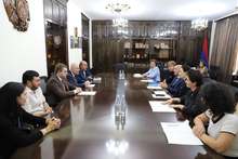 Շիրակի մարզպետ Դավիթ Առուշանյանը հյուրընկալել է Հայաստանում ՄԱԿ-ի մանկական հիմնադրամի (ՅՈՒՆԻՍԵՖ) ներկայացուցիչն 