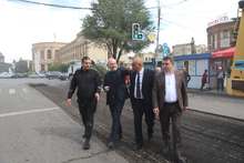 Շիրակի մարզպետ Դավիթ Առուշանյանը հետևել է Գյումրու Շահումյան փողոցի միջին նորոգման աշխատանքների ընթացքին